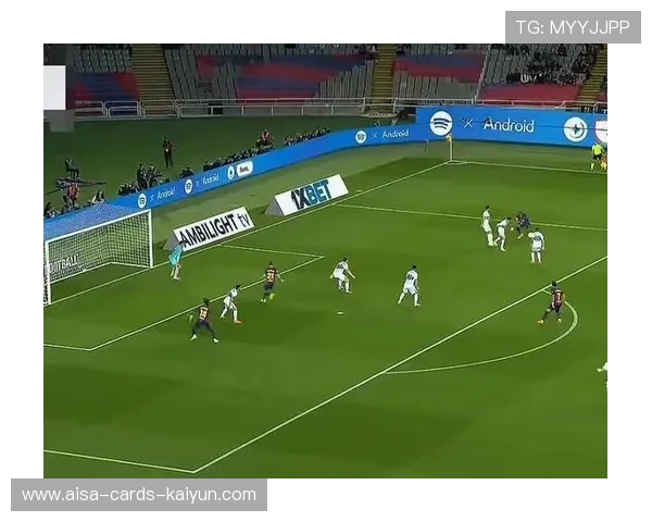 巴萨前点的跑位造就了精准抢点得分